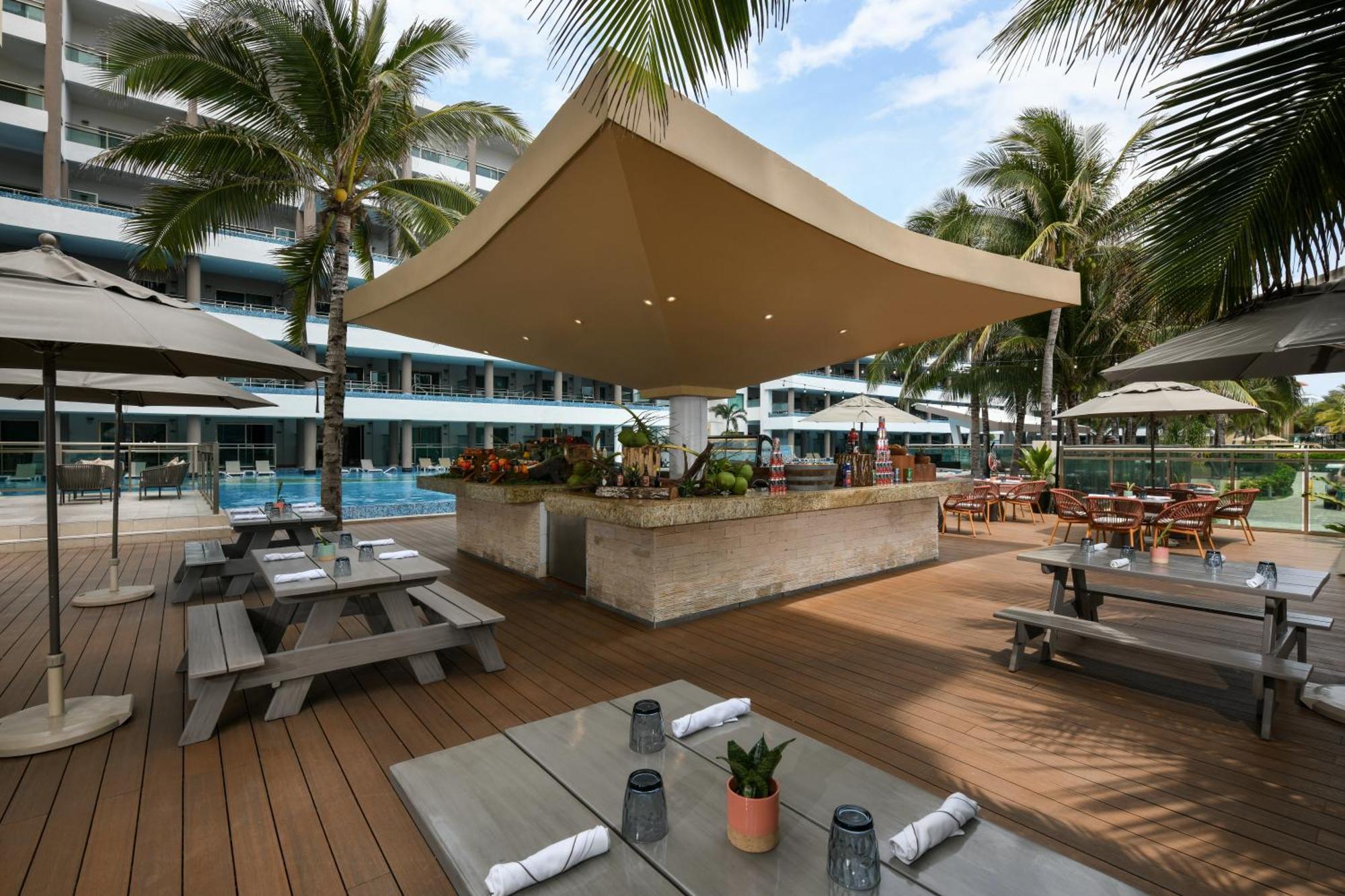 Generations Riviera Maya Family Resort Catamaran, Water Park & More Inclusive Puerto Morelos Kültér fotó